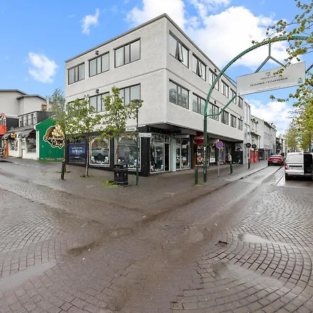 Апартаменты Stylish In Centre Of Rvk